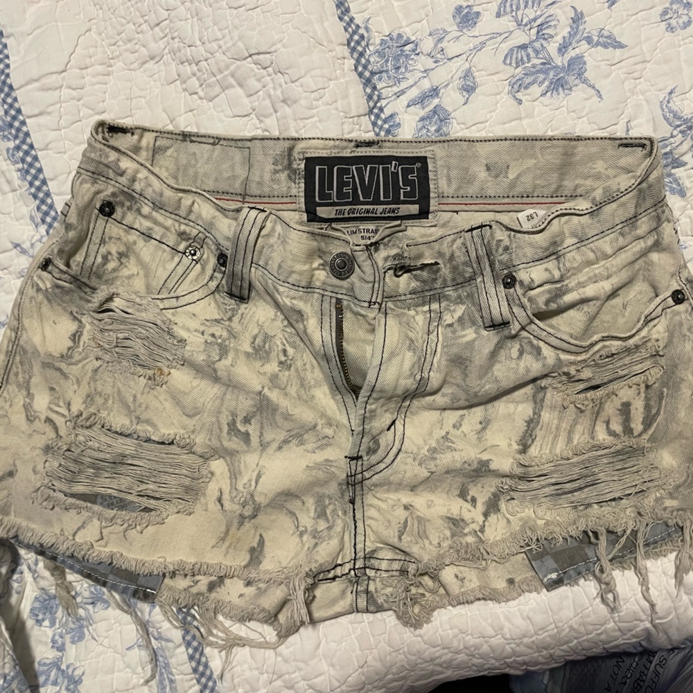 Levi’s shorts